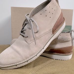 Clarks Men’s suede and leather shoes, 11